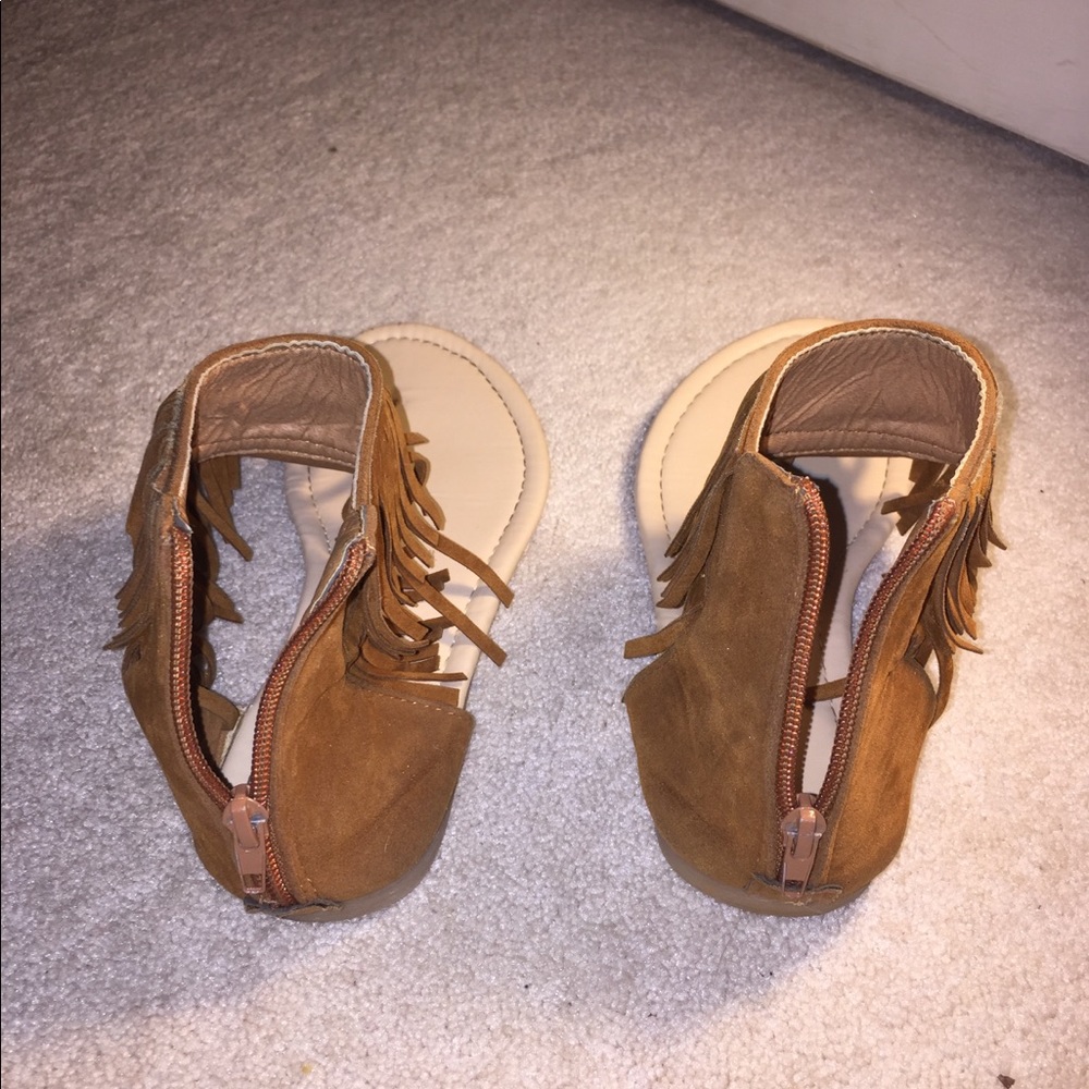 Sandals - Picture 3 of 4